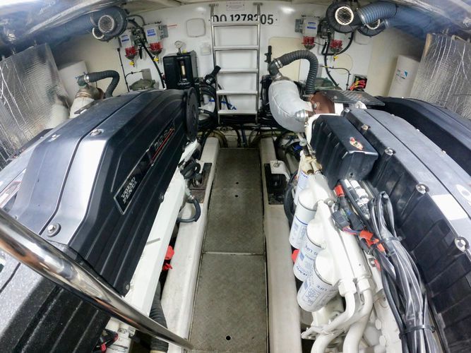 2009 Viking Princess 54 