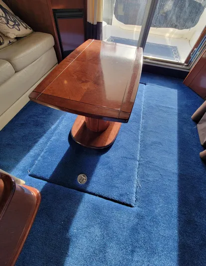 'aquaholic' Yacht Photos Pics Salon Storage Access