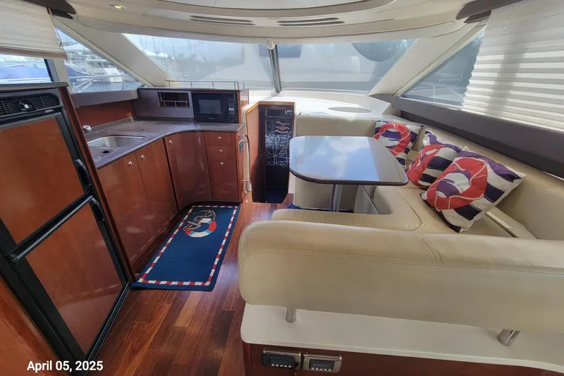 'aquaholic' Yacht Photos Pics 'Aquaholic'  -  Galley & Dinette