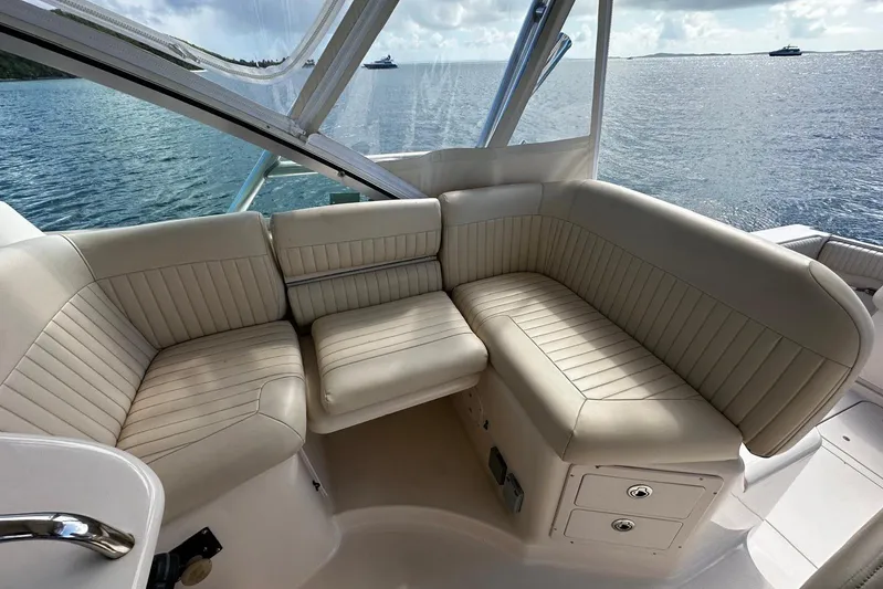  Yacht Photos Pics Luxurious seating on 2006 Grady-White Express 360 boat with ocean view.