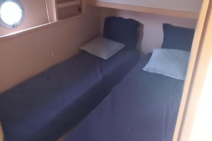 2010 Beneteau 46 