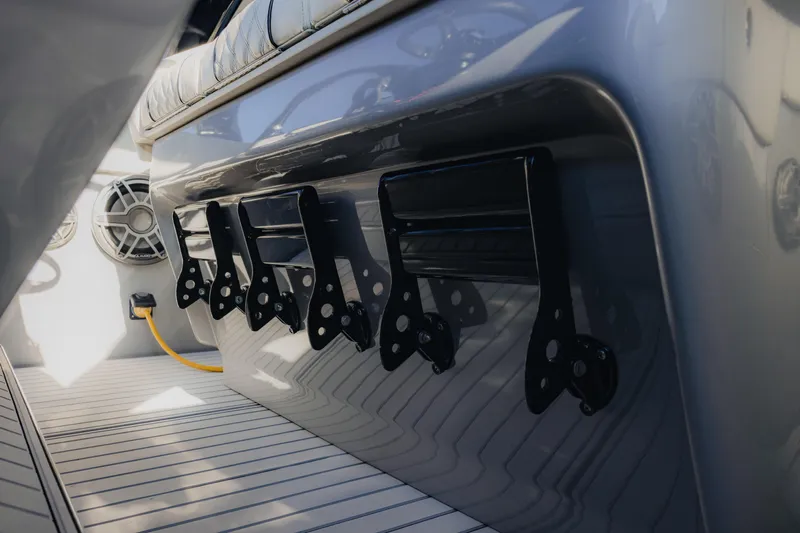  Yacht Photos Pics 2021 Midnight Express 43 Open boat interior with sleek design and modern features.
