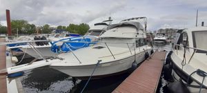 1987 Bayliner 2850 Contessa Fly