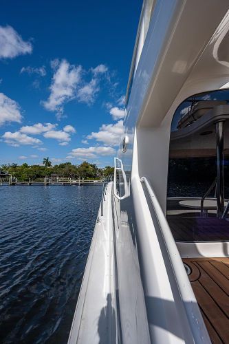 2003 Ocean Yachts 65 