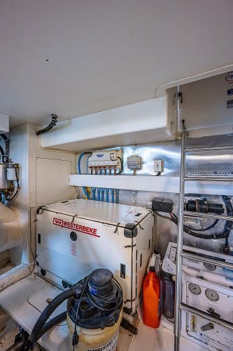 2003 Ocean Yachts 65 