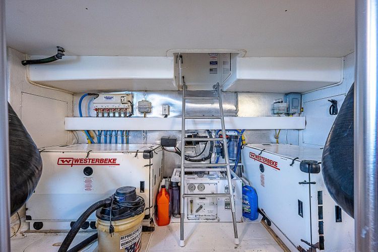 2003 Ocean Yachts 65 