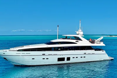 2012 Princess 32M