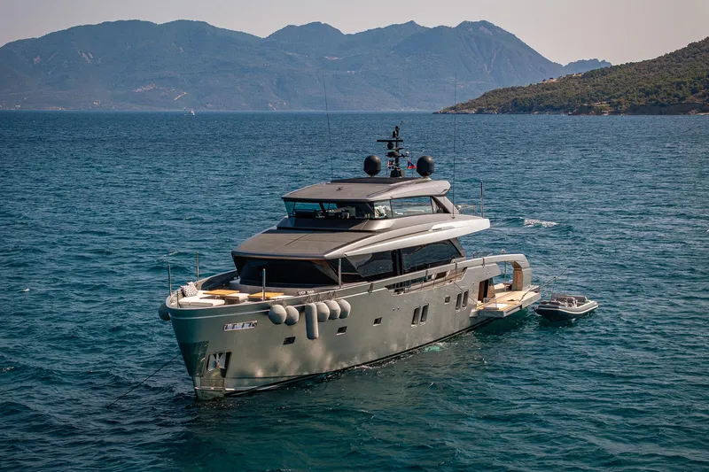 Just Marie 3 Yacht Photos Pics 