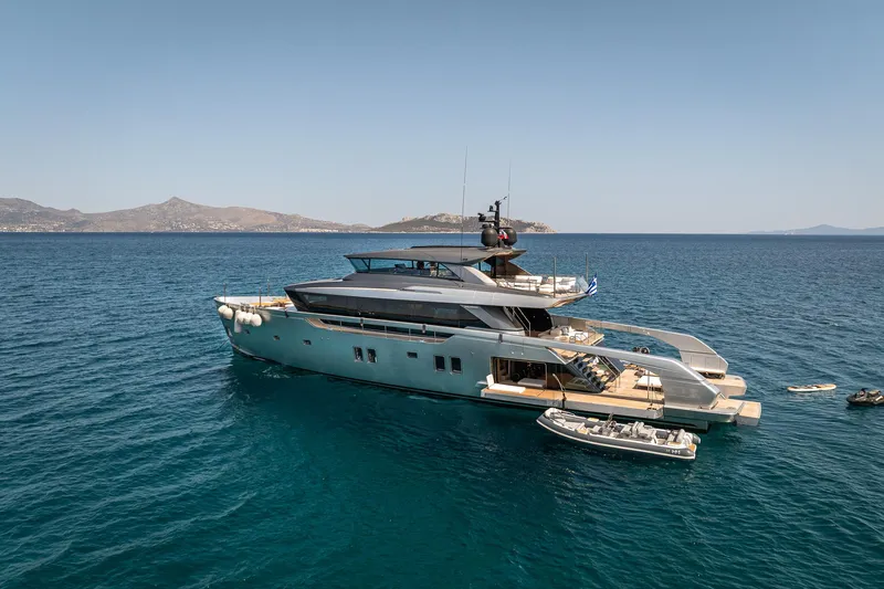 Just Marie 3 Yacht Photos Pics 