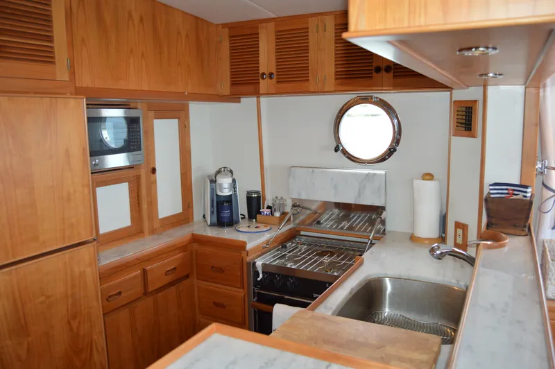 Bella Mia Yacht Photos Pics 