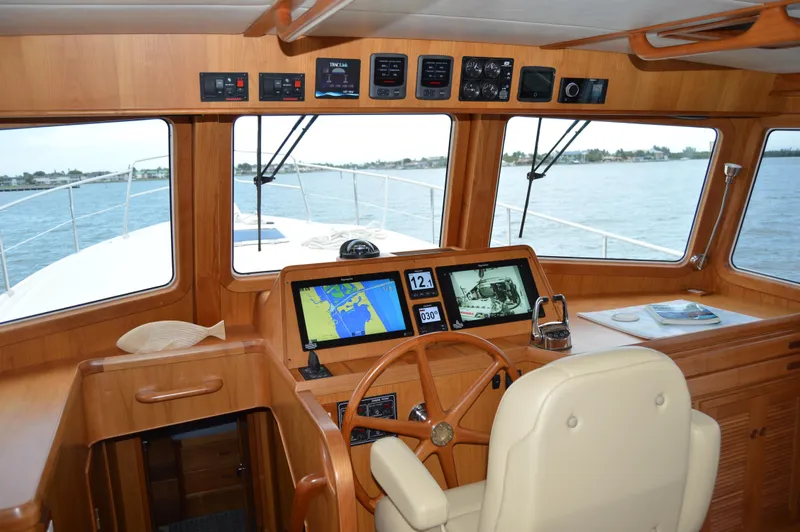 Bella Mia Yacht Photos Pics 