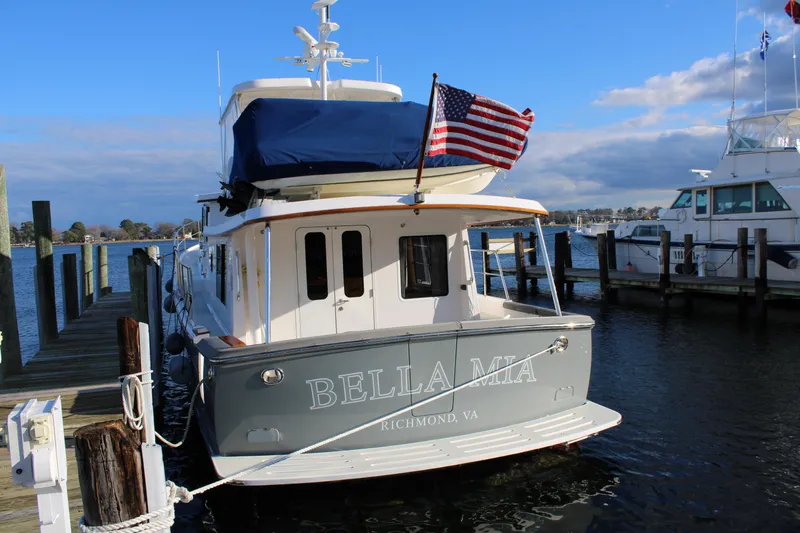Bella Mia Yacht Photos Pics 