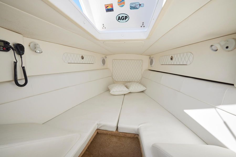 2007 Midnight Express 39' Cuddy