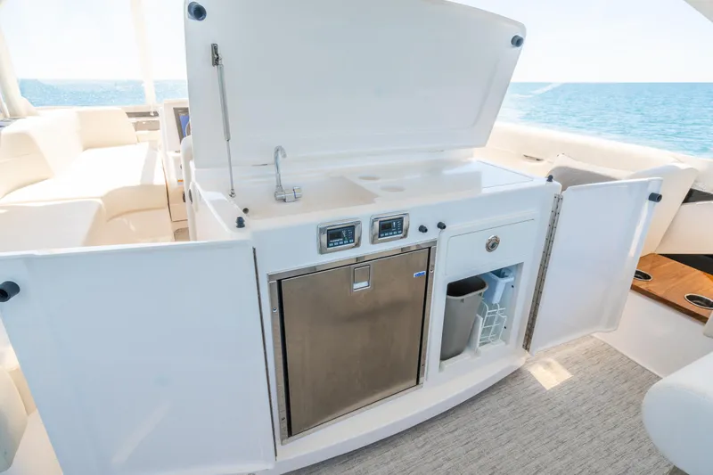 Ripple Yacht Photos Pics 