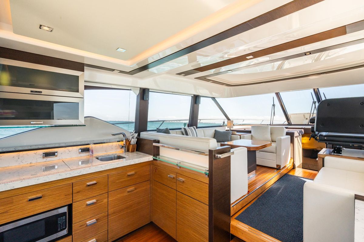 2018 Tiara Yachts 53 