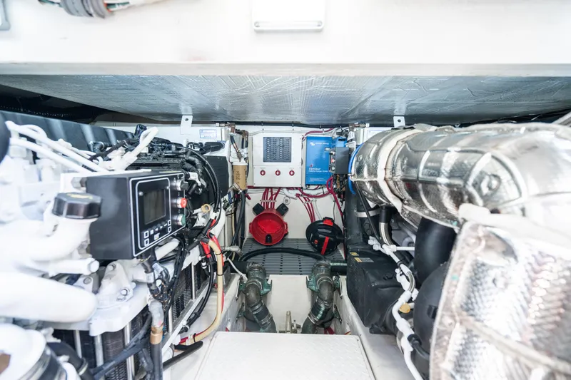 Ripple Yacht Photos Pics 