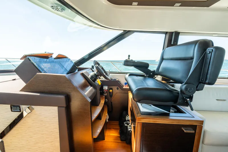 Ripple Yacht Photos Pics 