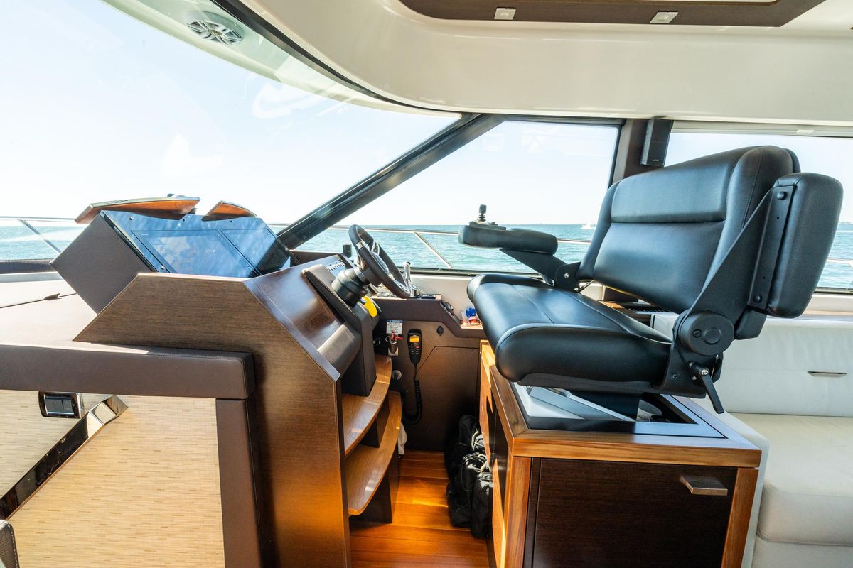 2018 Tiara Yachts 53 