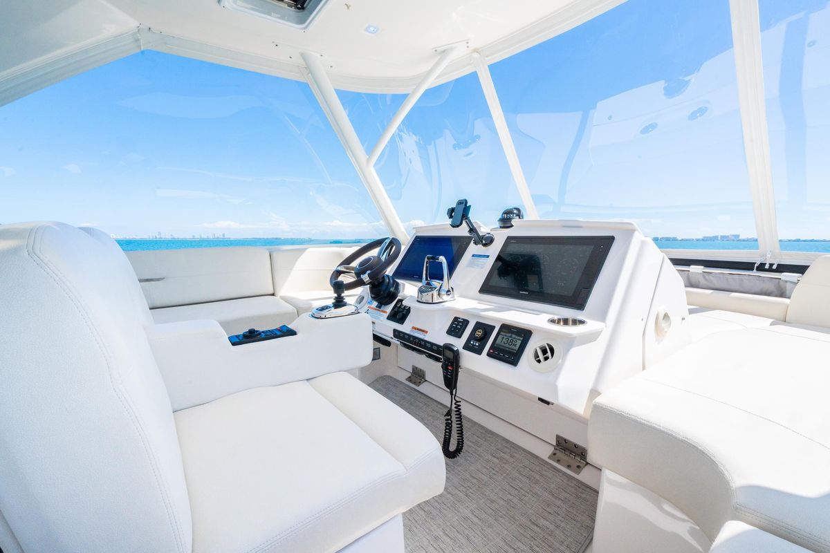2018 Tiara Yachts 53 