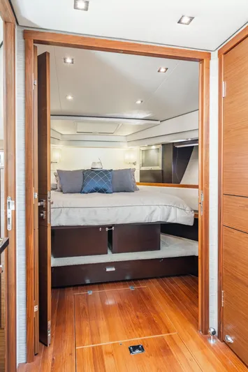 Ripple Yacht Photos Pics 