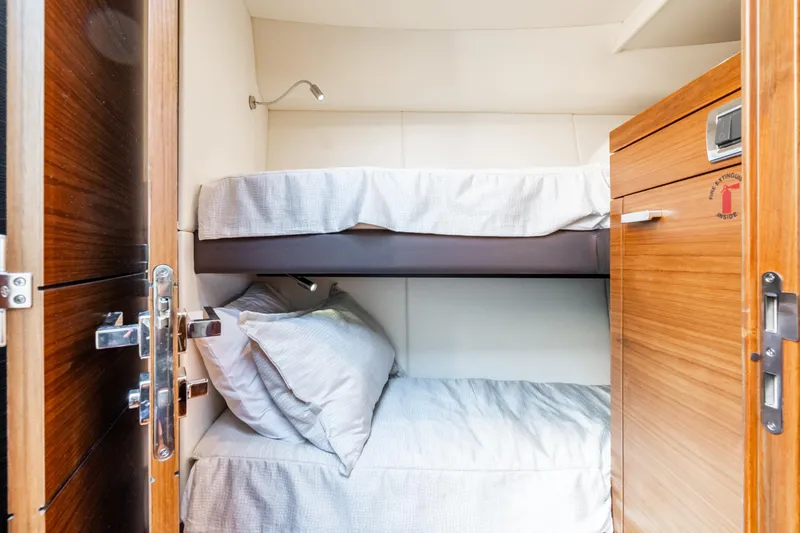 Ripple Yacht Photos Pics 