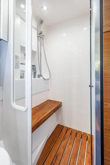 Ripple Yacht Photos Pics 