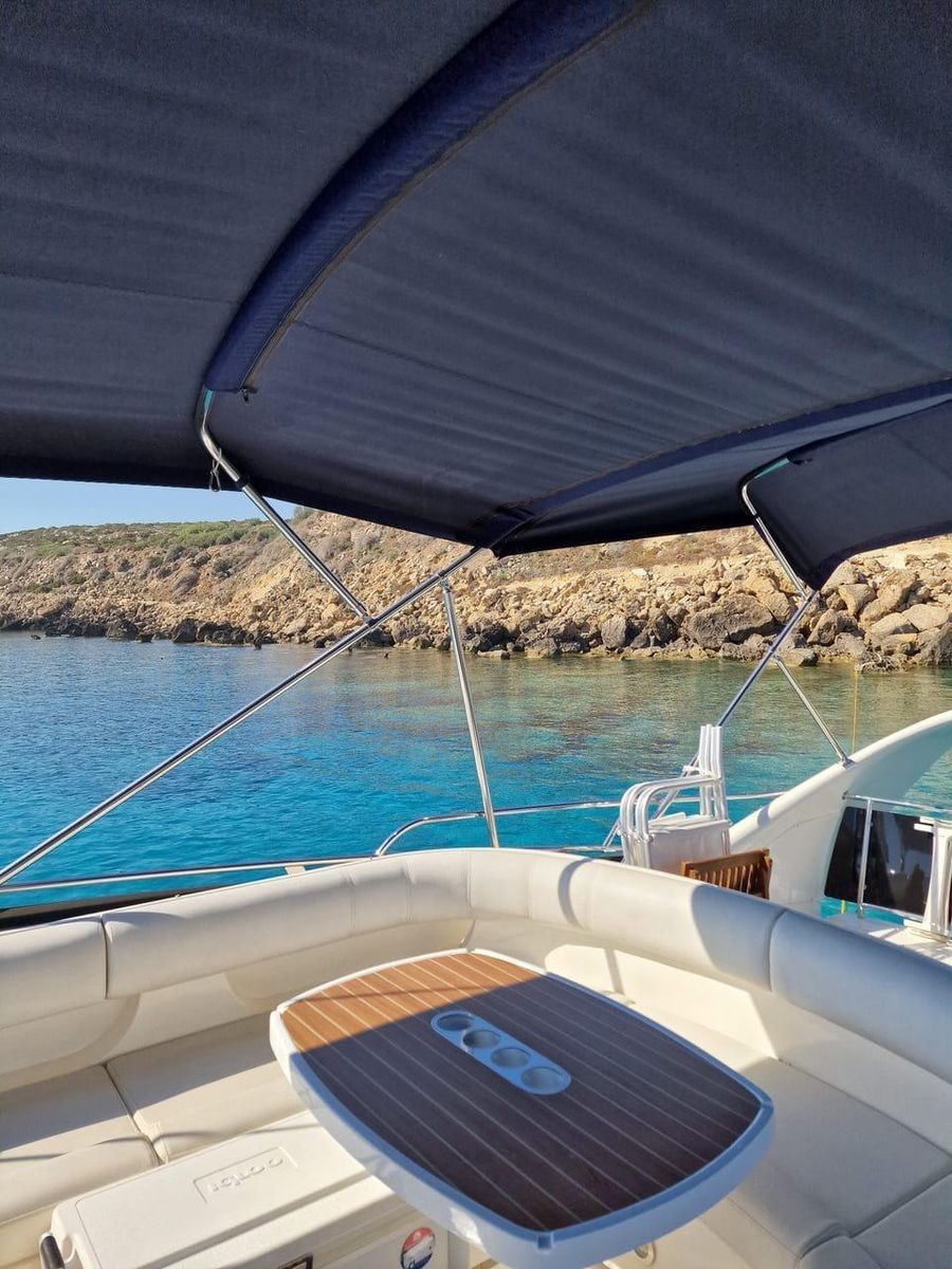 2004 Princess 61 