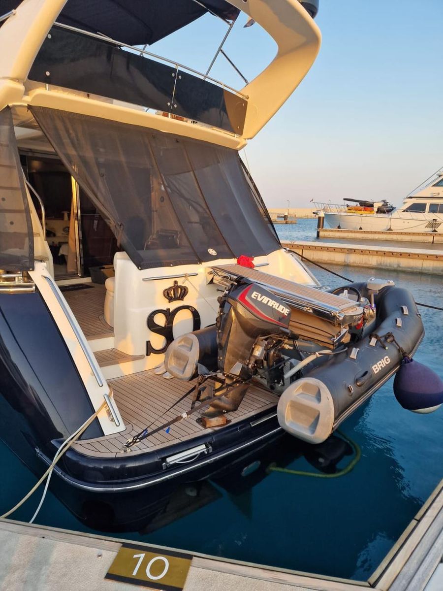 2004 Princess 61 