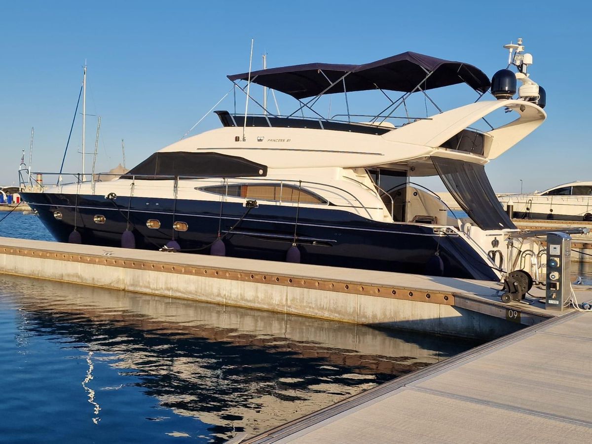 2004 Princess 61 