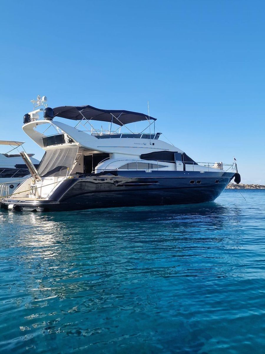2004 Princess 61 