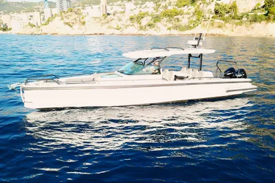Axopar 37
