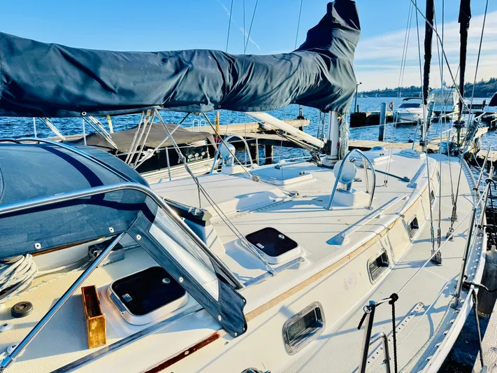 Perfect Salinity Yacht Photos Pics 