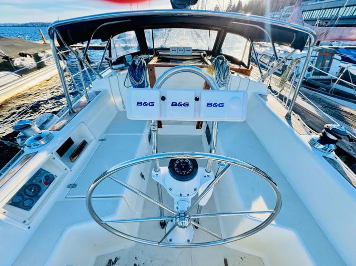 Perfect Salinity Yacht Photos Pics 