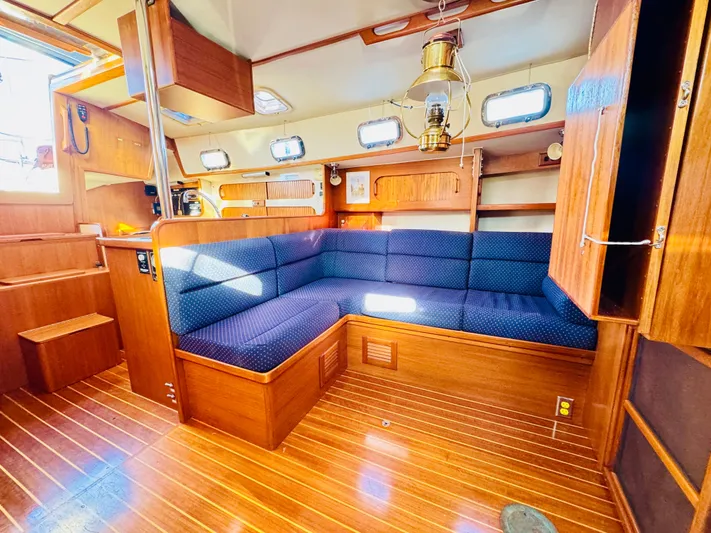 Perfect Salinity Yacht Photos Pics 
