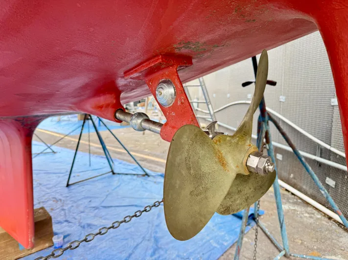 Perfect Salinity Yacht Photos Pics 