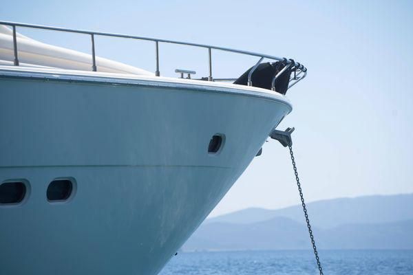 2006 Ferretti Yachts 83 