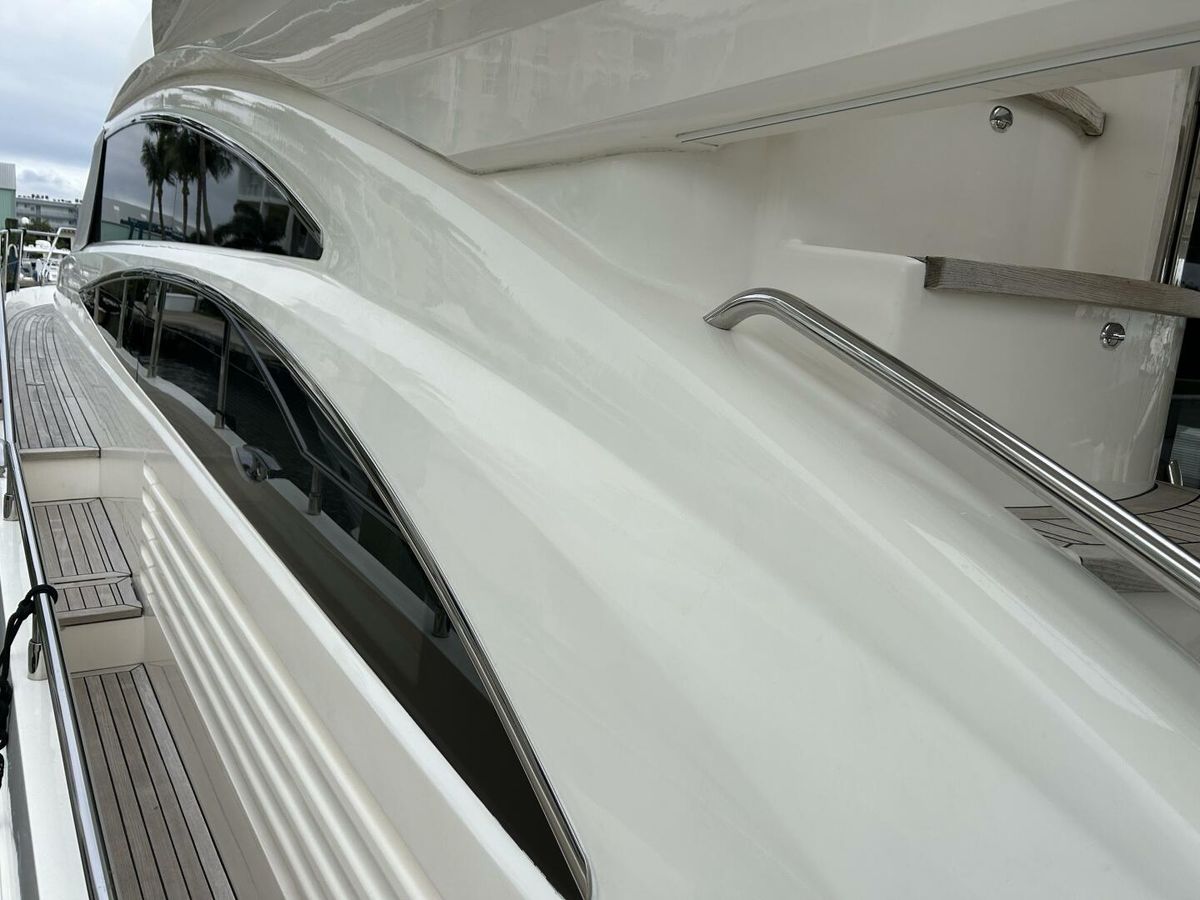 2008 Princess 67 