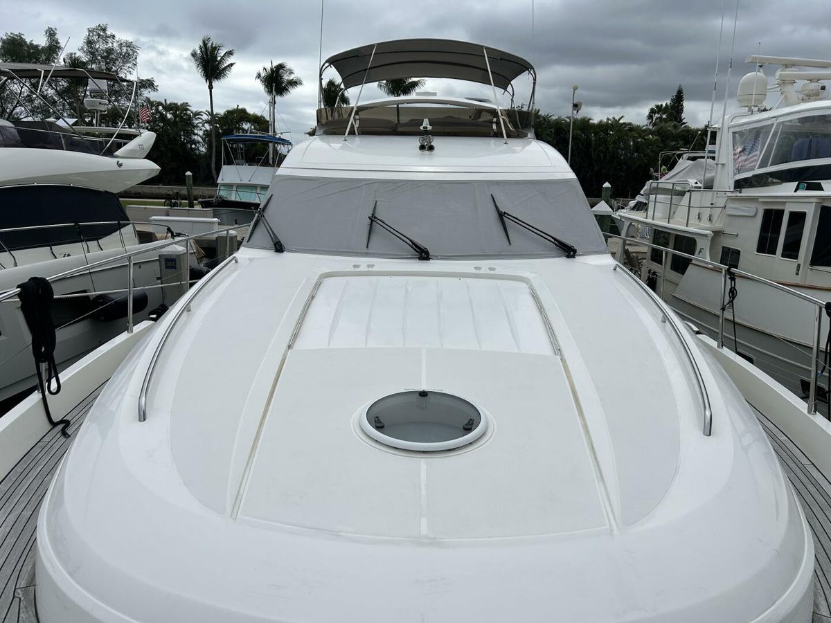 2008 Princess 67 
