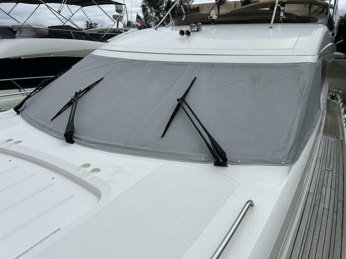 2008 Princess 67 