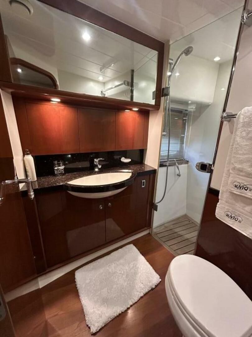 2008 Princess 67 