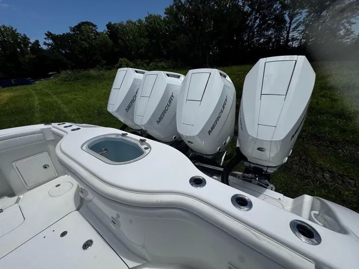  Yacht Photos Pics Yellowfin 42 Offshore- Engines and Livewell