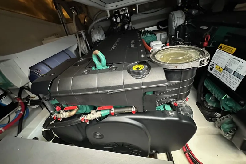 Heidibal 11 Yacht Photos Pics Engine compartment of a 2021 Beneteau Gran Turismo 40 yacht.