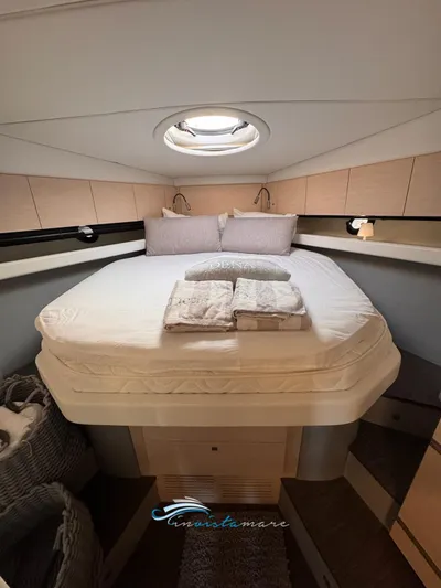  Yacht Photos Pics Airon Marine 50 matrimoniale V prua