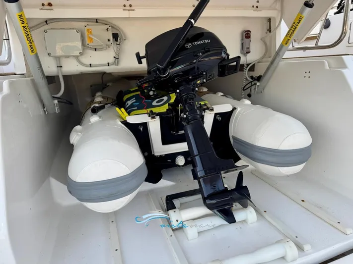  Yacht Photos Pics Airon Marine 50 garage tender