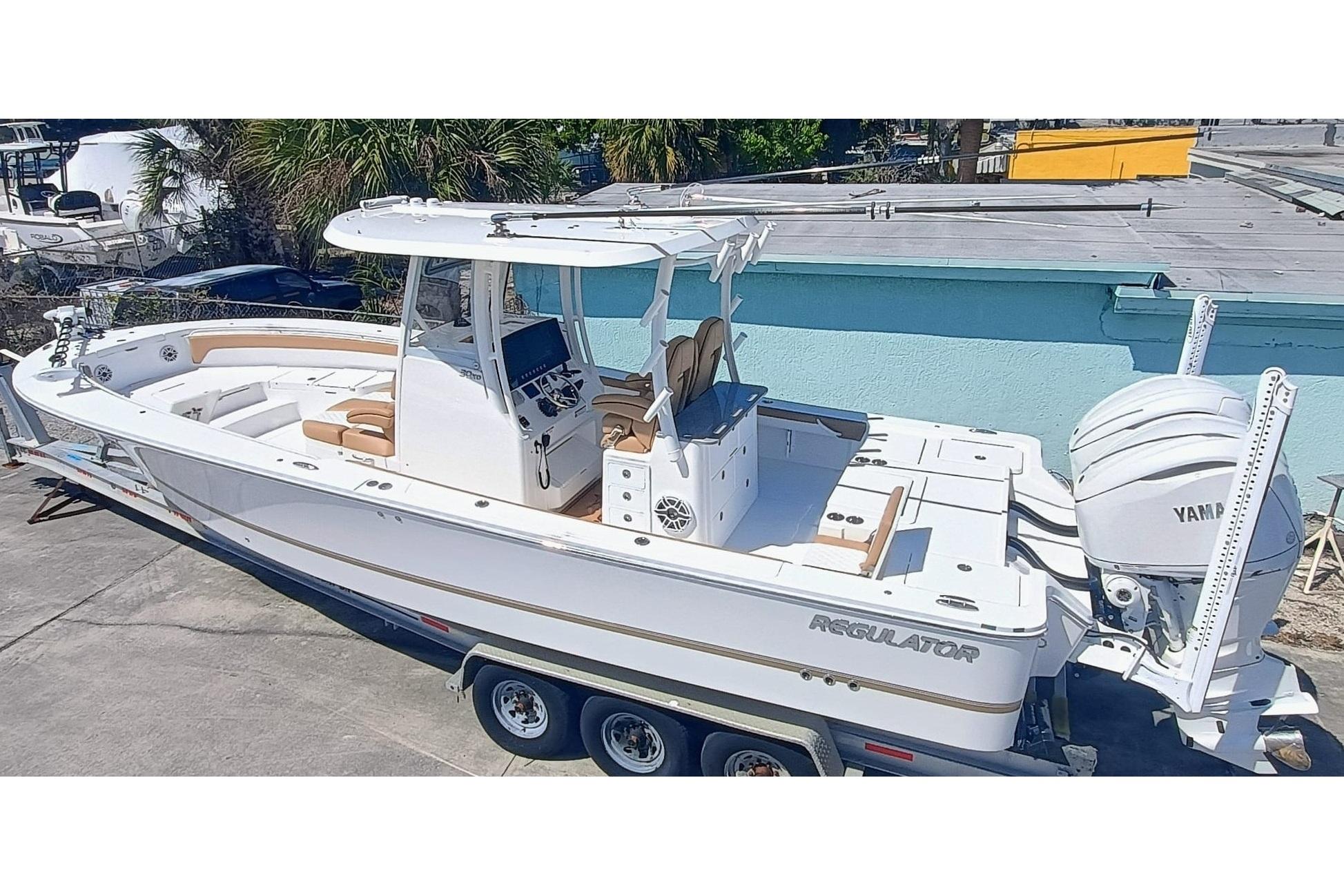 2025 Regulator 30XO - Image 2