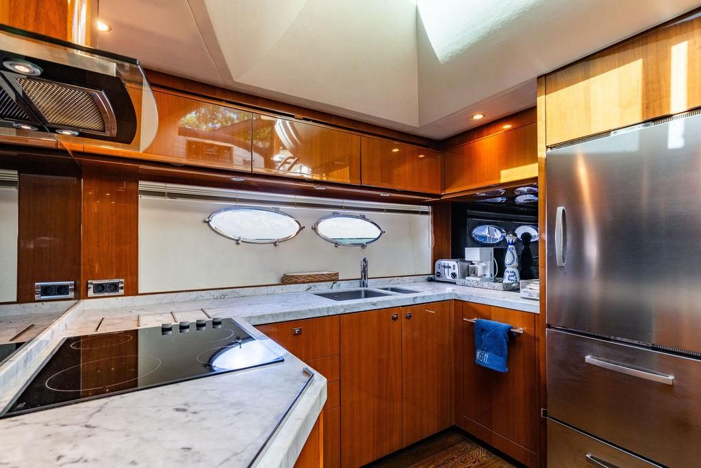 2010 Princess 78 
