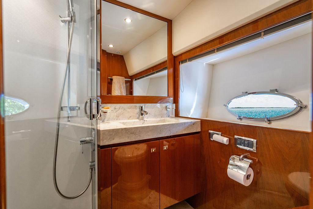 2010 Princess 78 