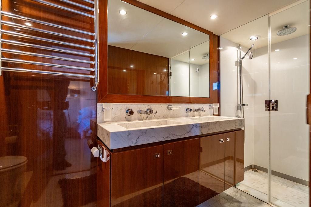2010 Princess 78 