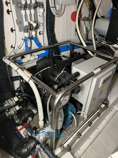  Yacht Photos Pics Atlantis 51 sala motori