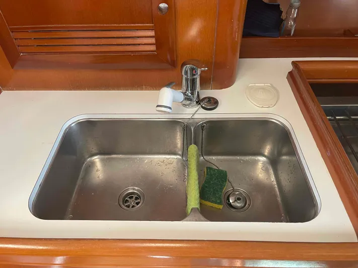 Grand Cru Yacht Photos Pics 